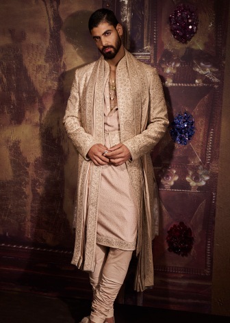 From Ranbir Kapoor to Shahid Kapoor: Summer sherwani styles to steal from  these Bollywood stars