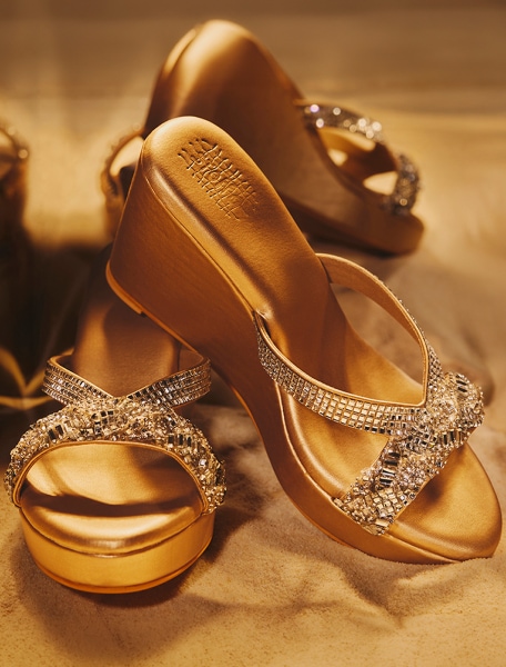 Sandals-ACCESSORIES