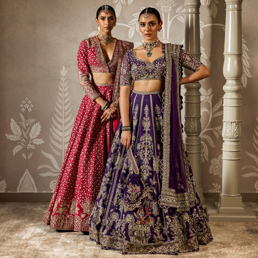 LEHENGAS-SHOP BY CATEGORIES