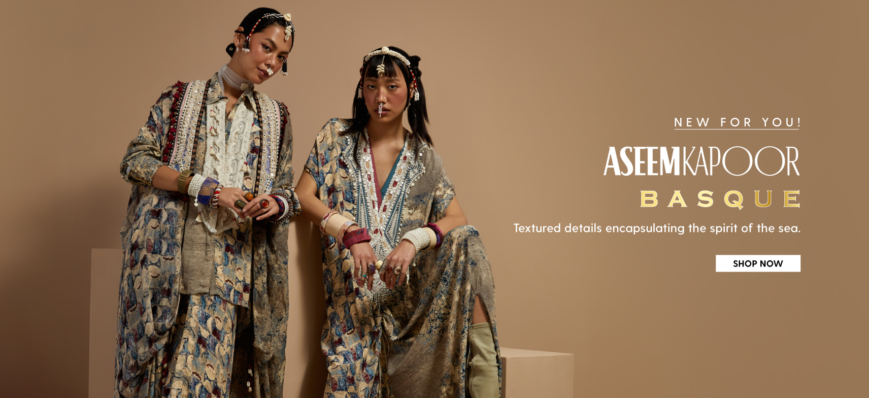 designers/aseem-kapoor/?utm_source=homepage&utm_medium=banner&utm_campaign=aseemkapoor-banner