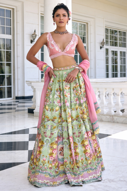 FOR SUMMER BRIDES-FOR SUMMER BRIDES