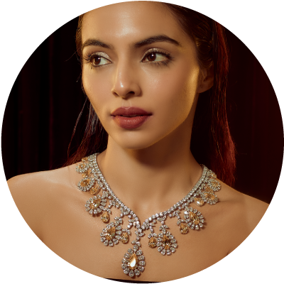 jewellery/necklaces?utm_source=InterimJewellery&utm_medium=Nav-Bar&utm_campaign=Necklaces-menu