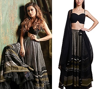 Black Embroidered Lehenga Set Design By Rs By Rippii Sethi At Pernia S Pop Up Shop While browsing through rs by rippii sethi's instagram, we chanced upon the right side picture of miss india srinidhi shetty wearing one of the designer's creation. pernia s pop up shop