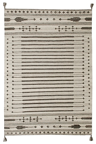 Grey Handwoven Rug In Wool by The blue knot