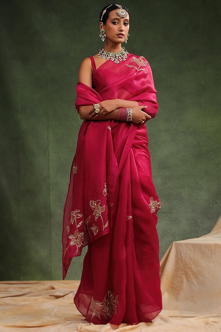 Wine Silk Organza Hand Embroidered Wedding Saree Set by Charu Makkar at Pernia's Pop Up Shop