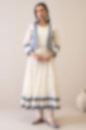 Off-White & Blue Pure Chanderi Resham Embroidered Jacket Set by RoohbyRidhimaa at Pernia's Pop Up Shop