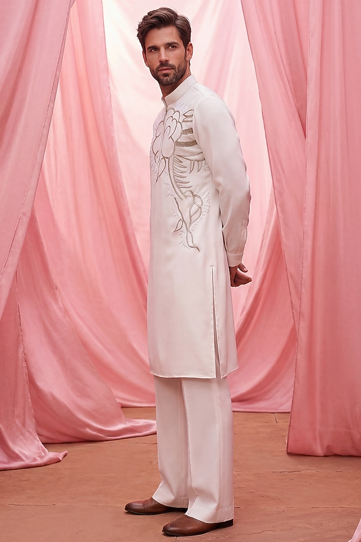 Cream Knit Embroidered Kurta Set by AMIT ARORA at Pernia's Pop Up Shop