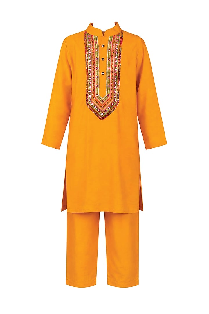 Yellow Polyester Satin Hand Embroidered Kurta Set For Boys by Les Petits at Pernia's Pop Up Shop