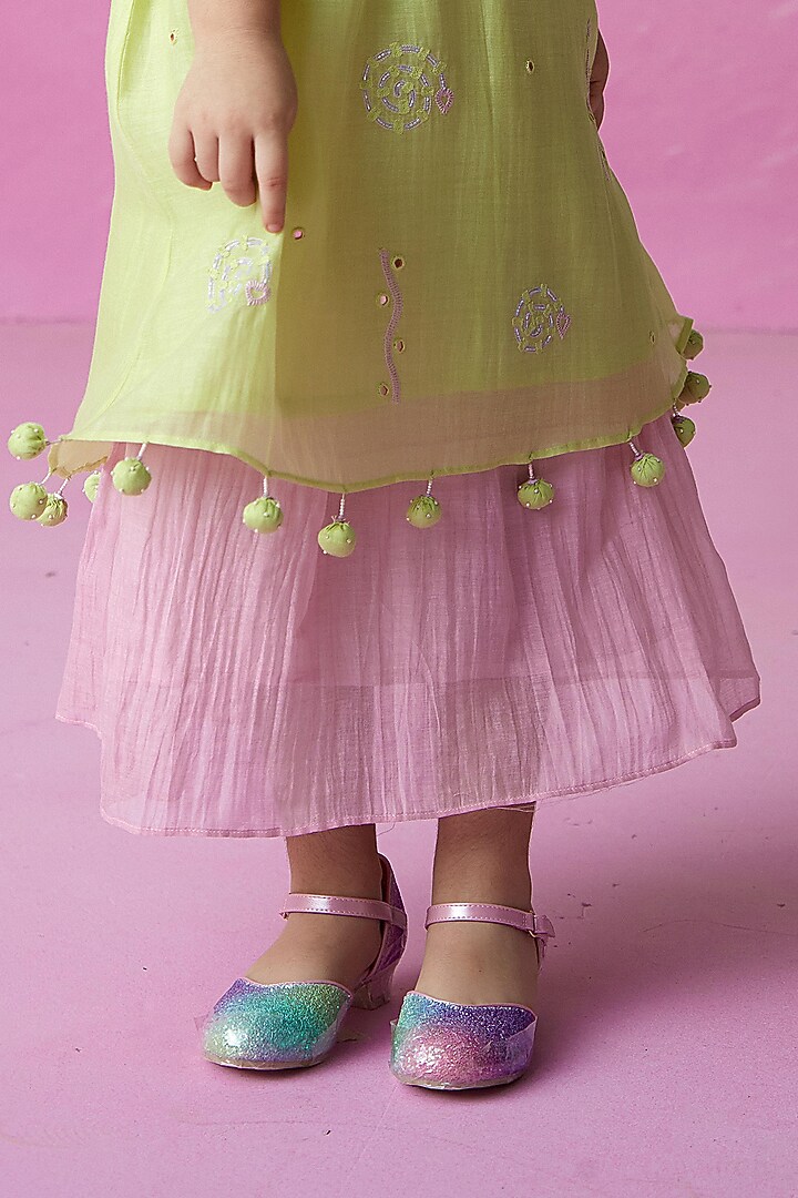 Orchid Pink Chanderi Skirt Set For Girls by The Right Cut Kids at Pernia's Pop Up Shop