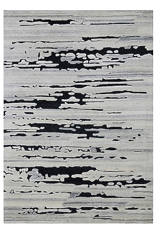 Silver & Charcoal Hand-Tufted Rug by The blue knot
