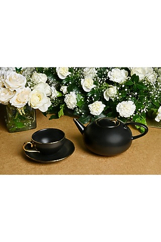Matt Black Porcelain Tea Set by Home Struck