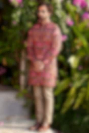 Wine Muslin Silk Paisley Printed Kurta Set by SURBHI PANSARI