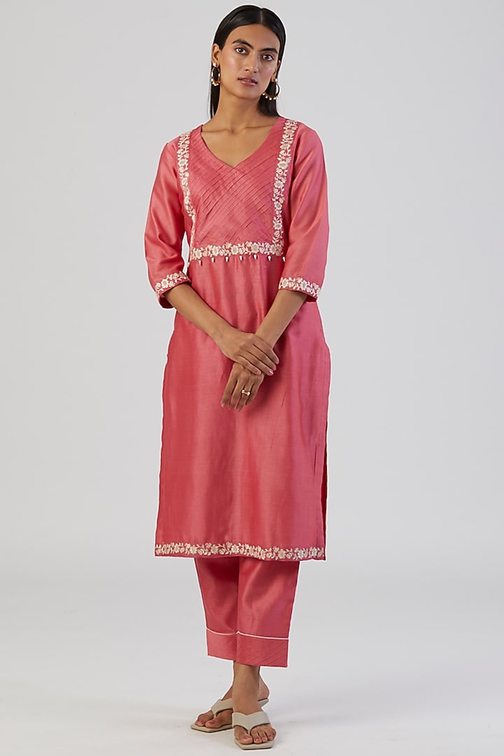 Coral Pink Embroidered Kurta Set by Alokik by Divya at Pernia's Pop Up Shop