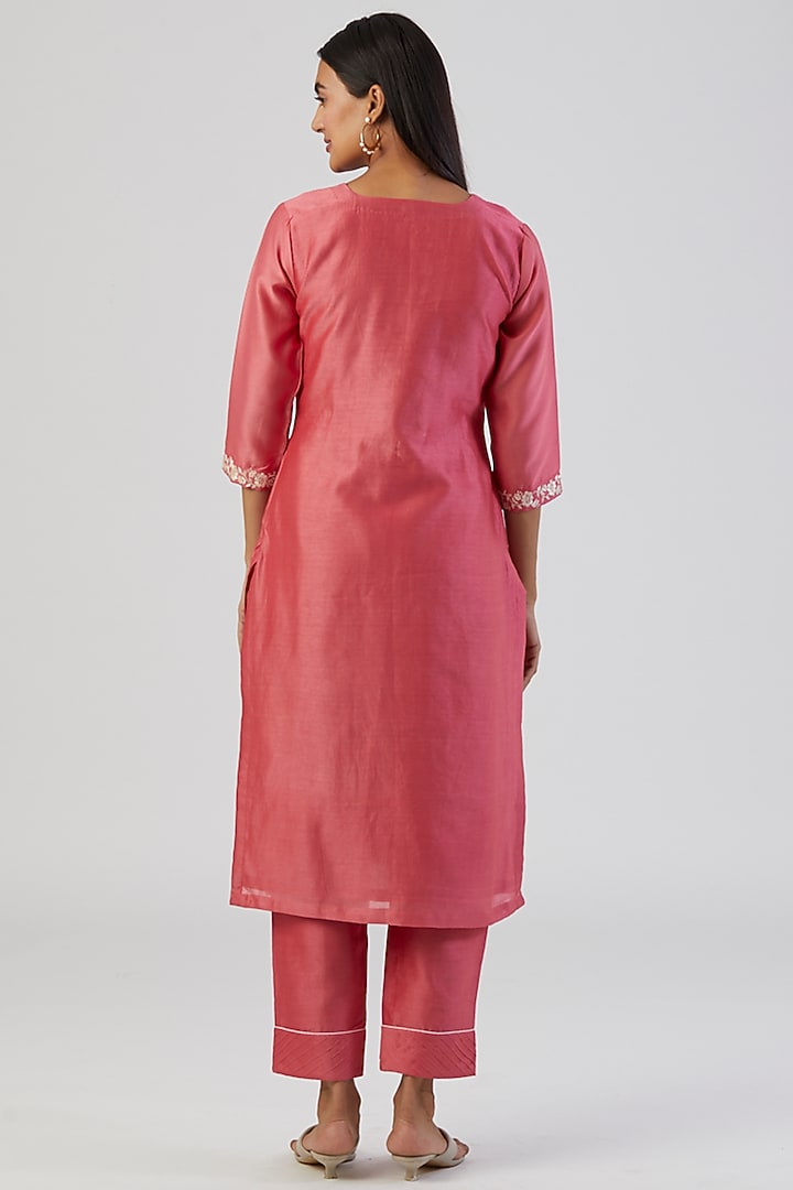 Coral Pink Embroidered Kurta Set by Alokik by Divya at Pernia's Pop Up Shop