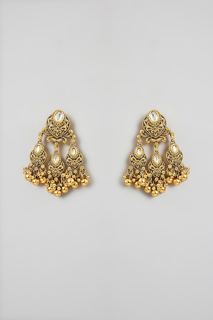 Gold Finish Kundan & Beaded Temple Choker Necklace Set by 20AM at Pernia's Pop Up Shop