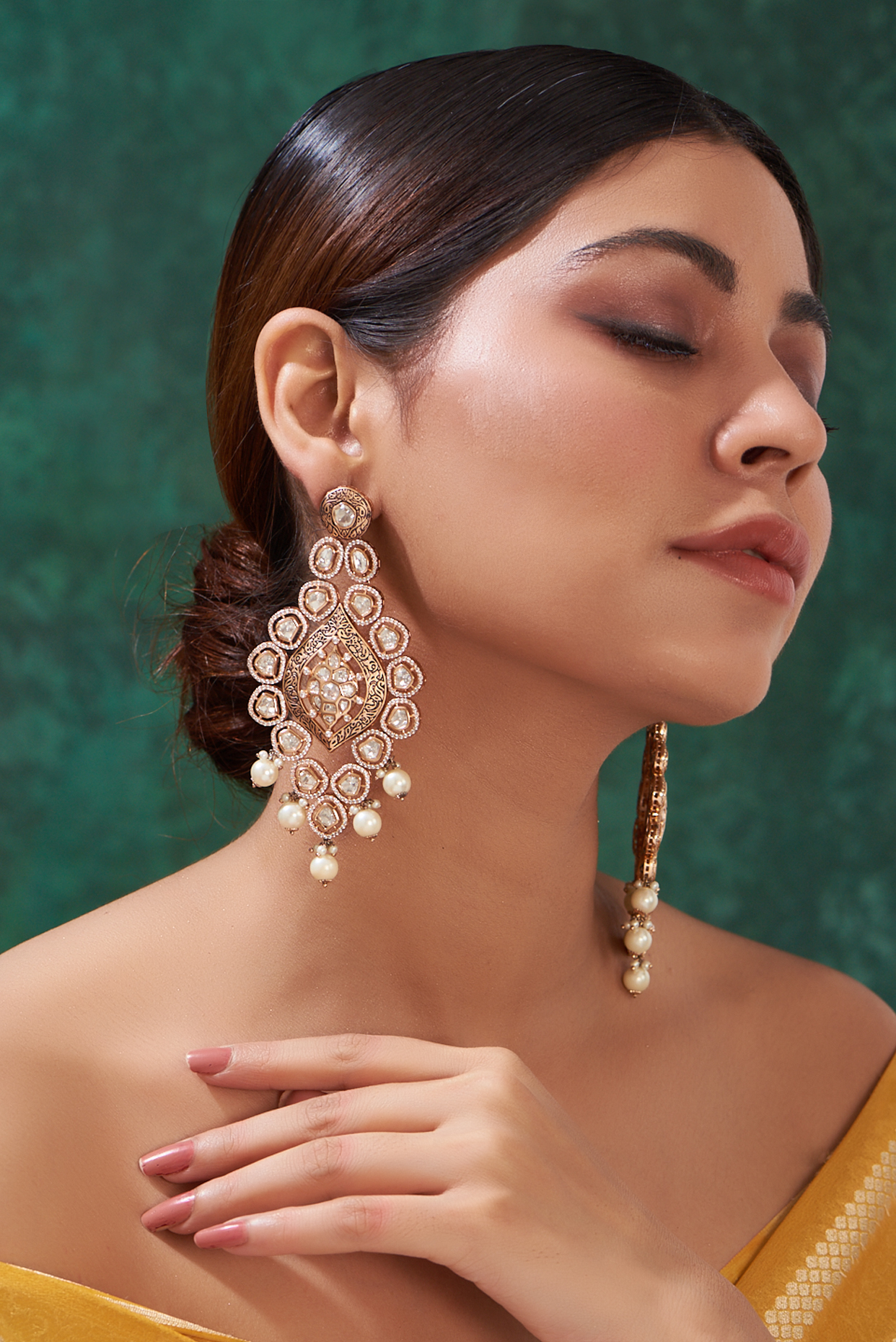 Temple Jewellery Earrings -Jhumkas in 22K Gold -Indian Gold Jewelry -Buy  Online