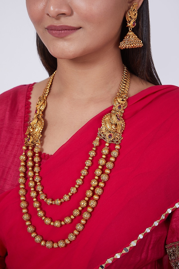 Gold Finish Layered Necklace Set by 20AM
