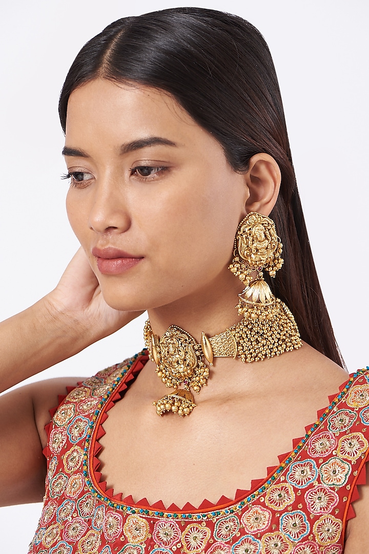 Gold Finish Choker Necklace Set With Metal Balls by 20AM at Pernia's Pop Up Shop