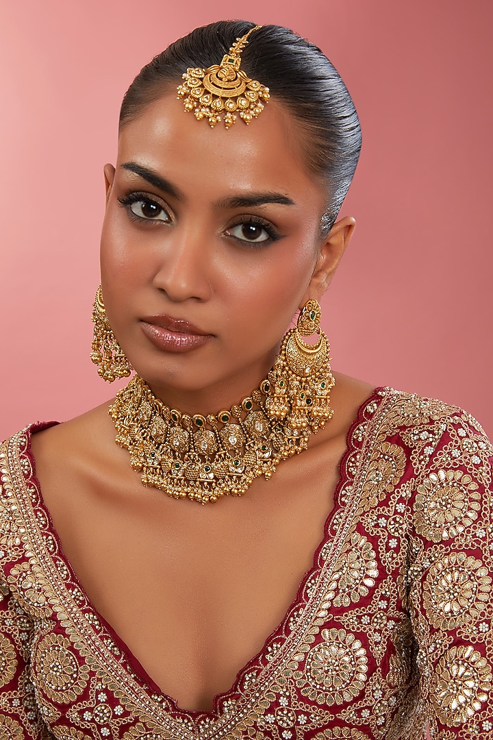 Gold Finish Kundan Polki & Green Stone Choker Necklace Set by 20AM at Pernia's Pop Up Shop