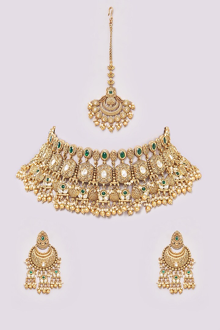 Gold Finish Kundan Polki & Green Stone Choker Necklace Set by 20AM at Pernia's Pop Up Shop