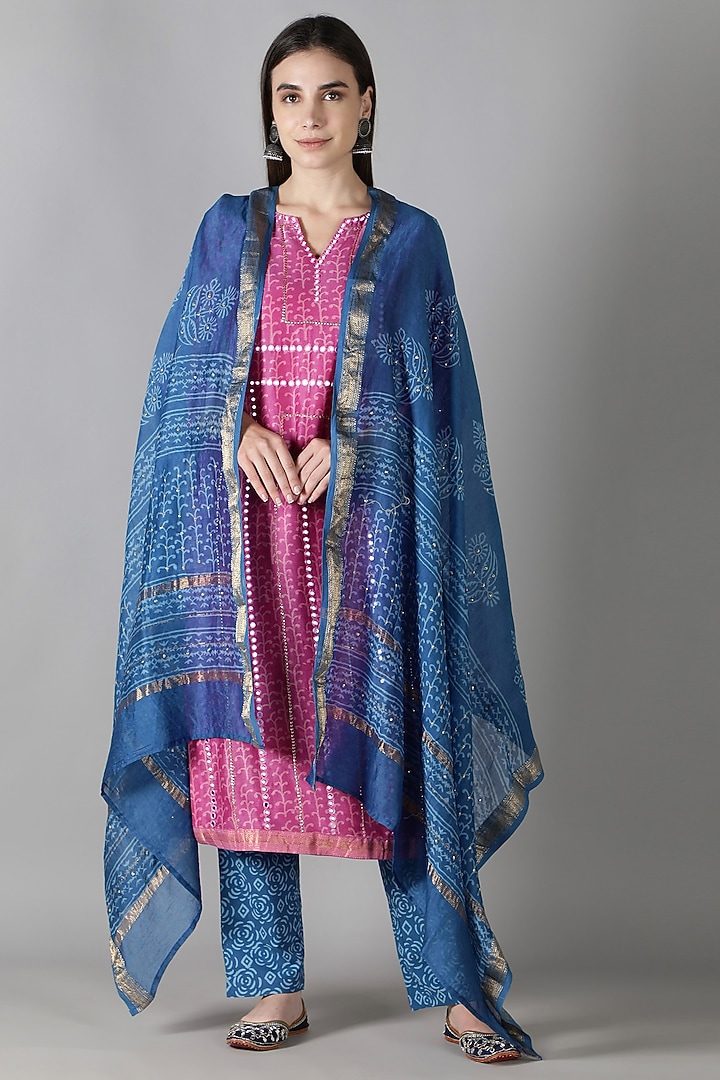 Carnation Pink Silk & Cotton Printed Kurta Set by Sheeshakari at Pernia's Pop Up Shop