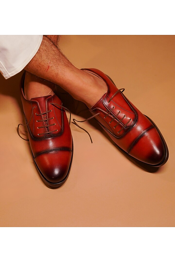 Dark Brown Dual-Tone Leather Oxford Shoes by Dmodot at Pernia's Pop Up Shop