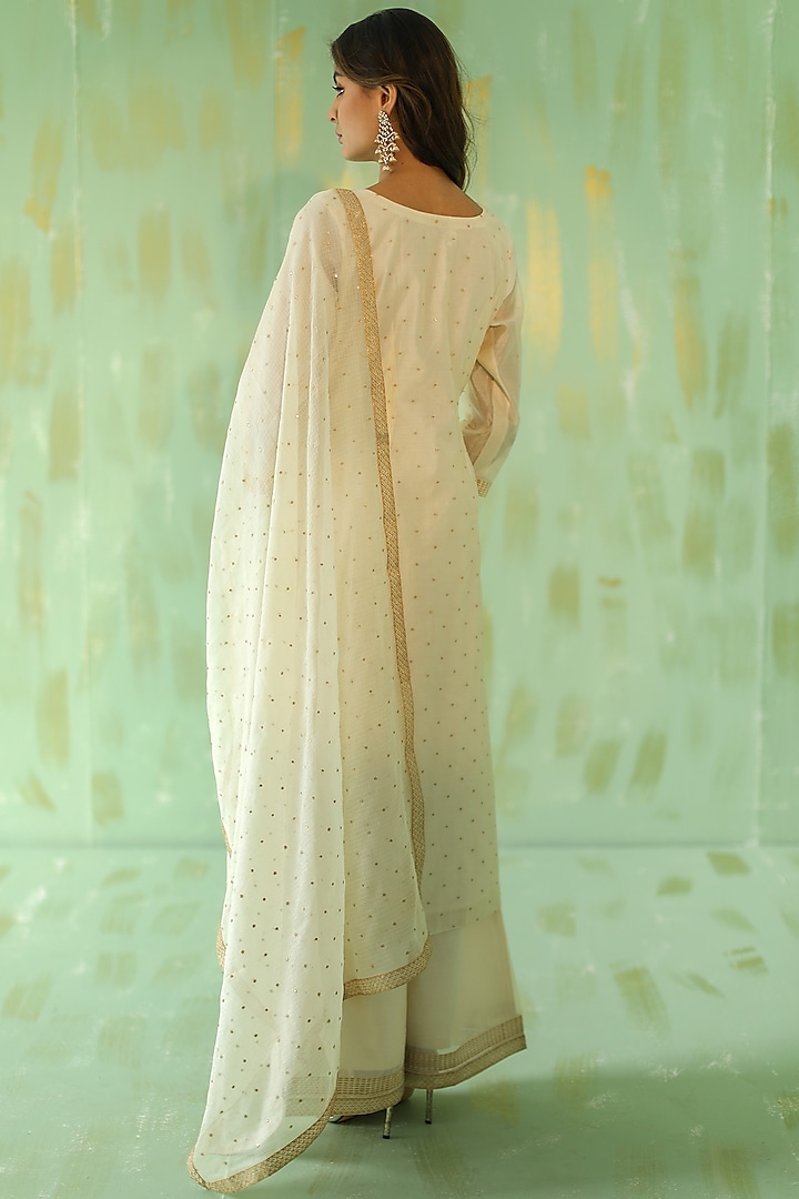 Off-White Embroidered Kurta Set  by POULI at Pernia's Pop Up Shop