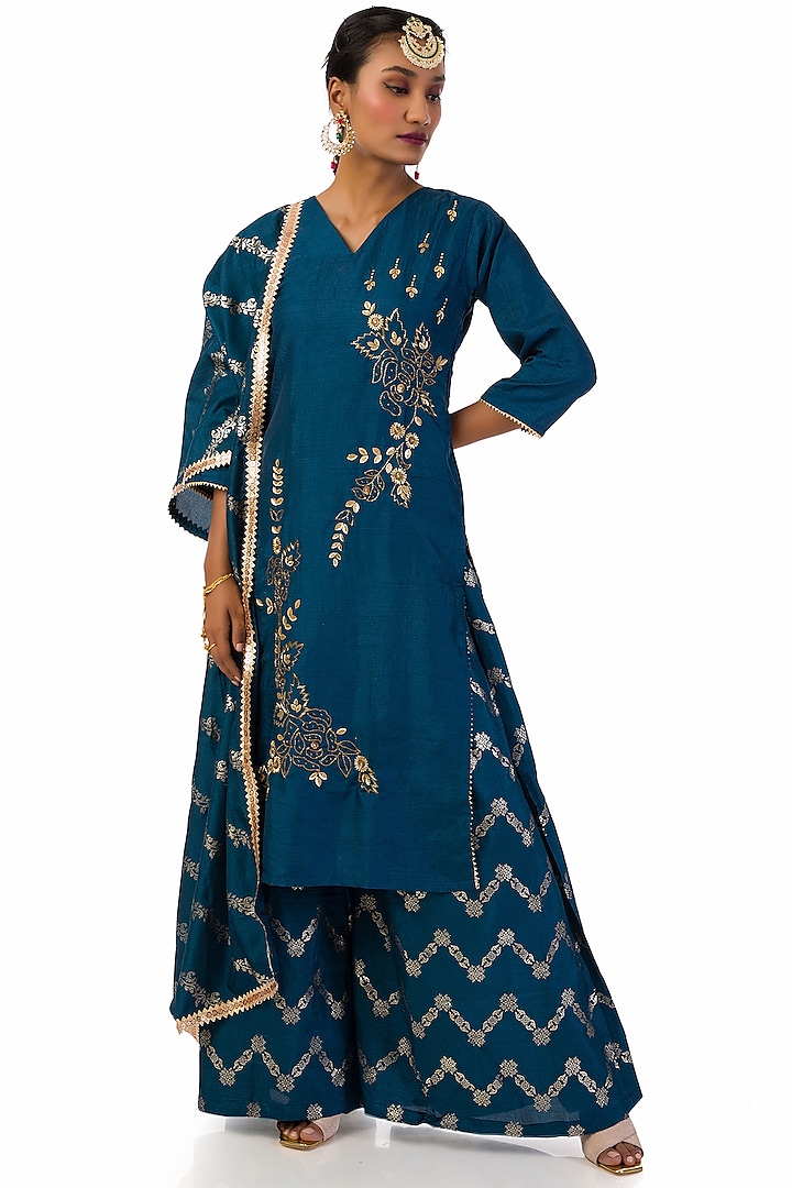 Dark Blue Kurta Set With Hand Embroidery by Meghna Shah