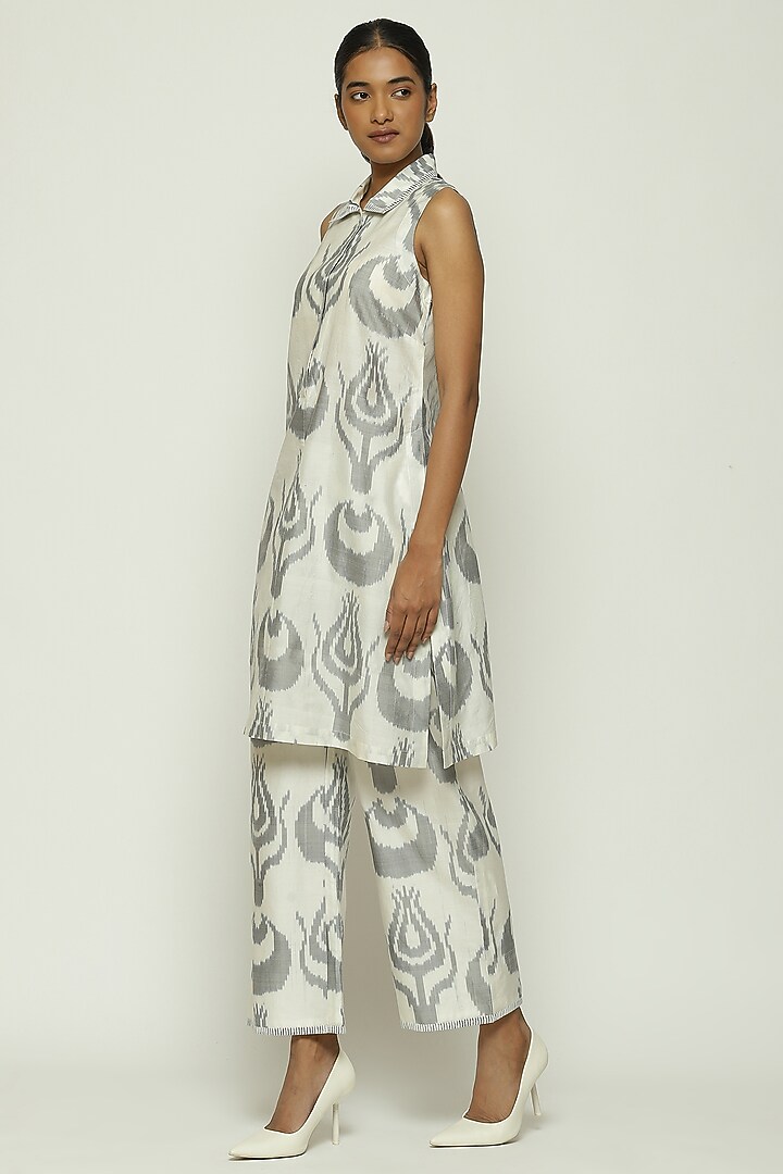 Ivory Cotton & Silk Ikat-Dyed Handwoven Tunic by Abraham & Thakore at Pernia's Pop Up Shop