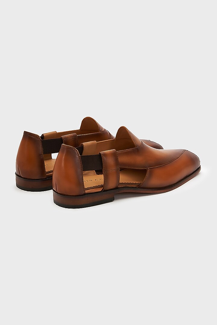 Tan Leather Peshawari Sandals by Nauvab at Pernia's Pop Up Shop