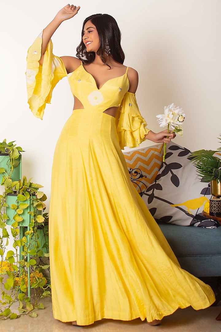 Butter Yellow Tie-Dye Gown by Dhwaja
