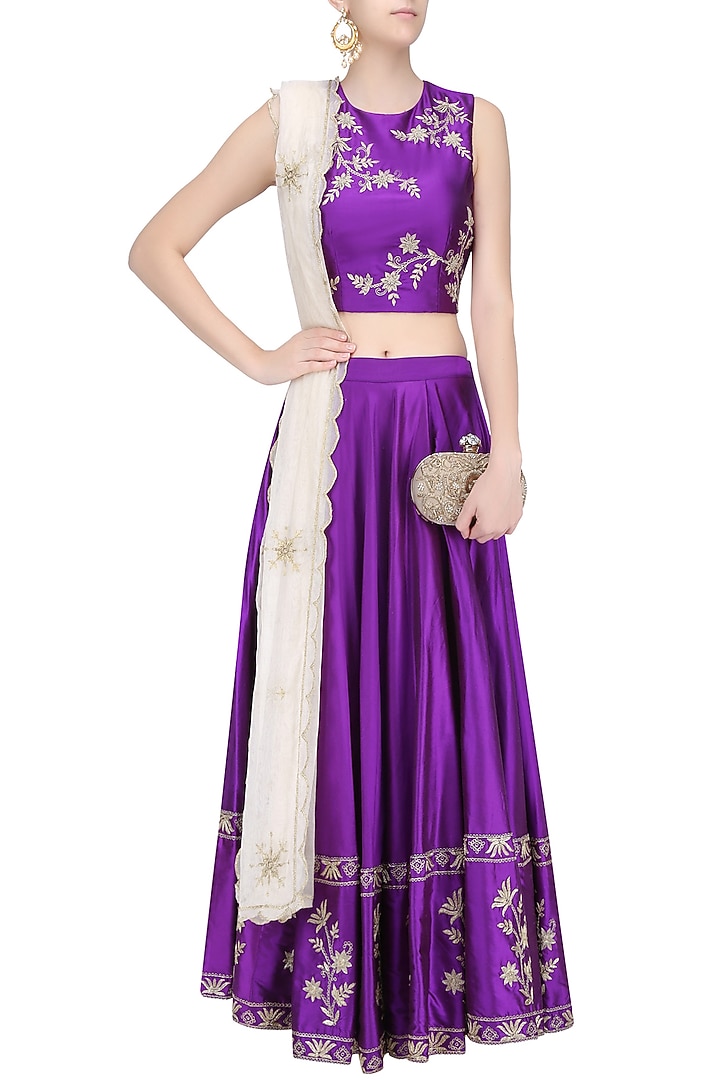 Purple dori floral embroidered lehenga set available only at Pernia's Pop Up Shop.