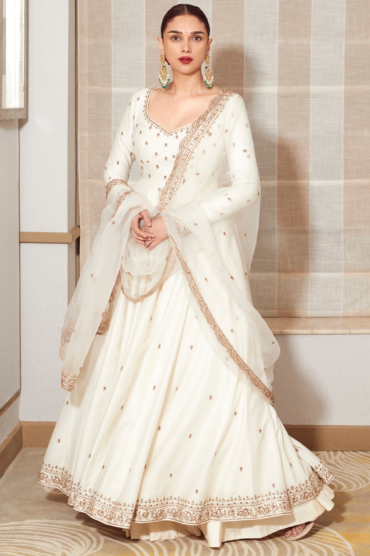 White and fashion gold anarkalis