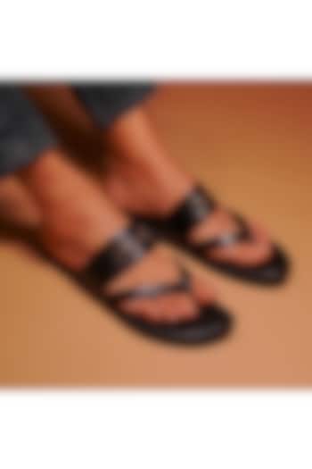 Black Leather Sandals With Buckle by Dmodot