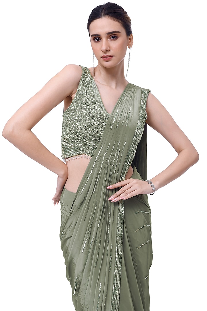 Green Crepe Draped Party Wear Saree Set by Onaya at Pernia's Pop Up Shop