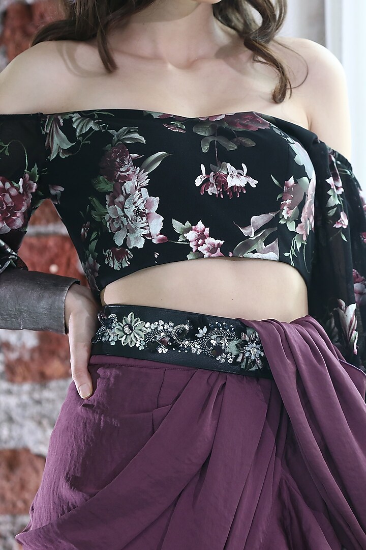 Mauve & Black Embroidered Pre-Stitched Party Wear Saree Set by Gunu Sahni at Pernia's Pop Up Shop
