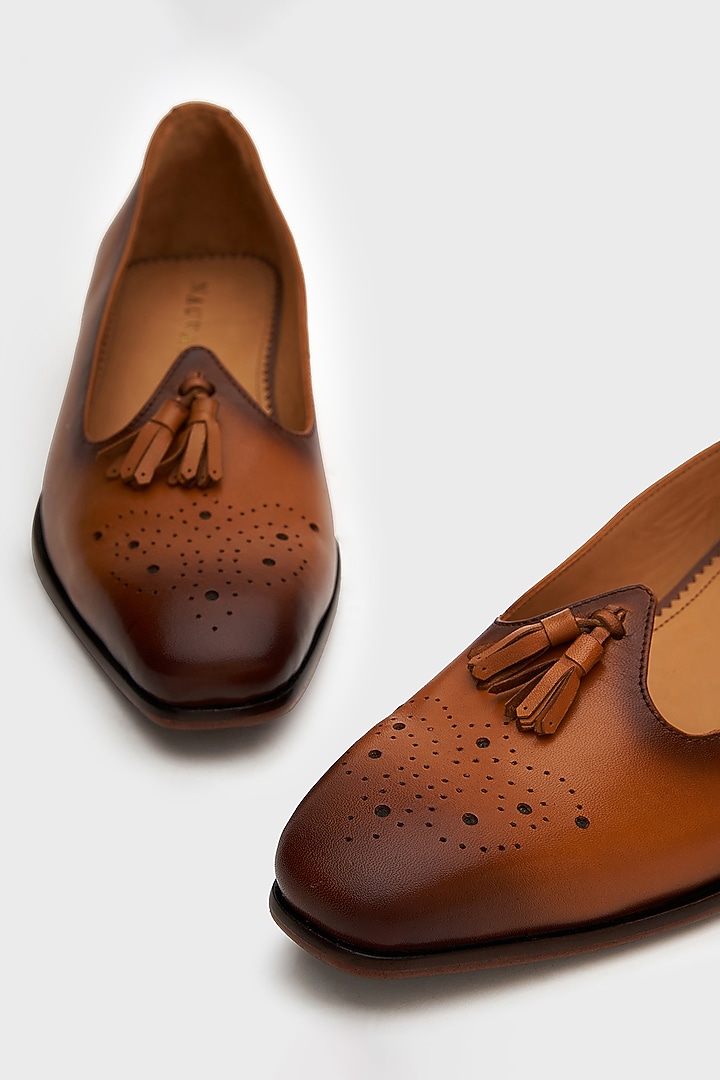Tan Leather Mojris by Nauvab at Pernia's Pop Up Shop
