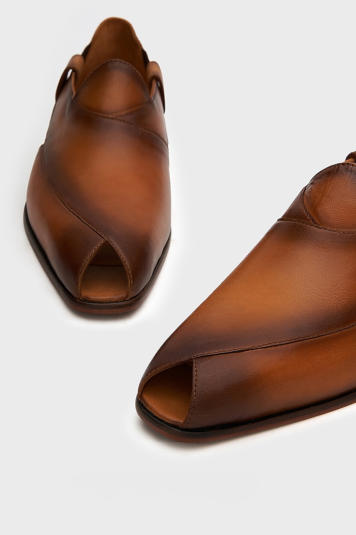 Tan Leather Peshawari Sandals by Nauvab at Pernia's Pop Up Shop