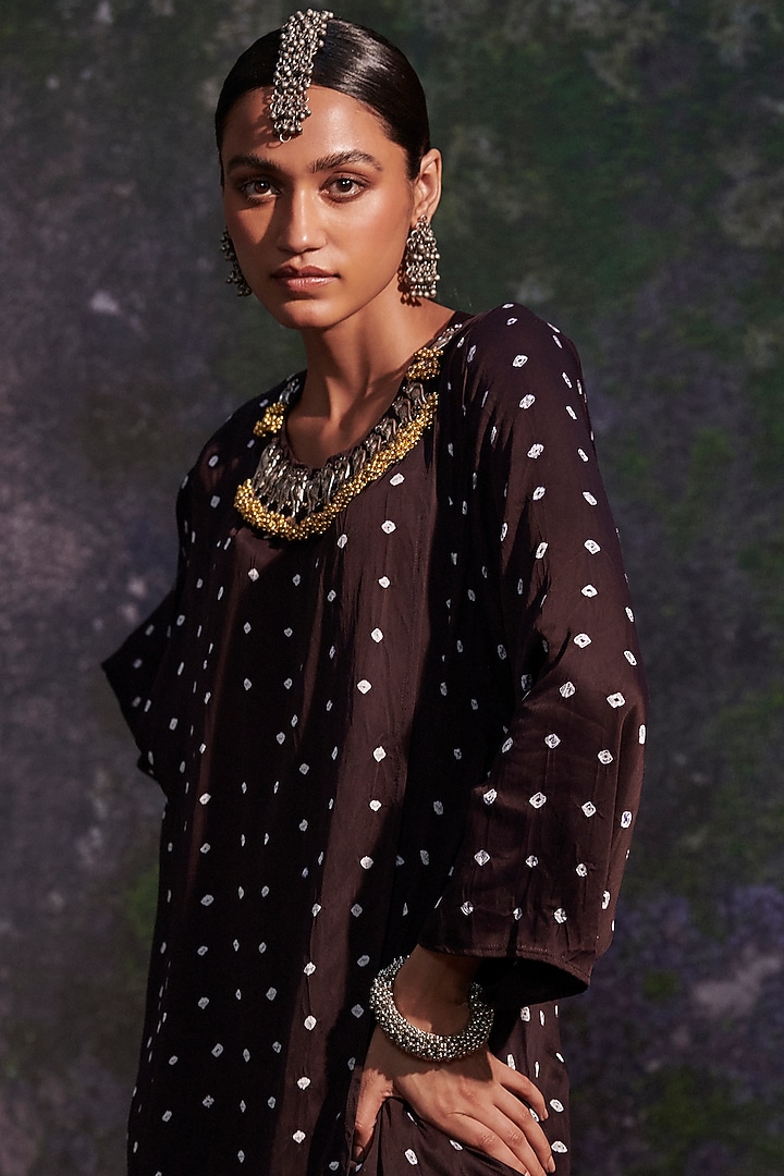 Black Bandhani Embellished Kurta Set by 5 Elements Apparel at Pernia's Pop Up Shop