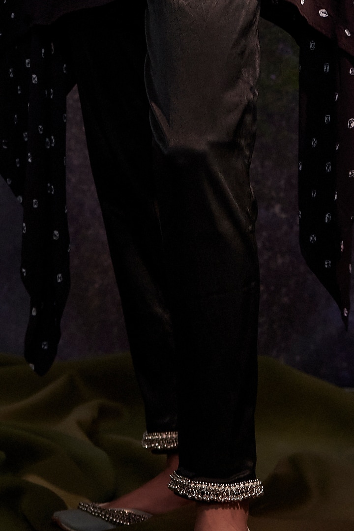 Black Bandhani Embellished Kurta Set by 5 Elements Apparel at Pernia's Pop Up Shop