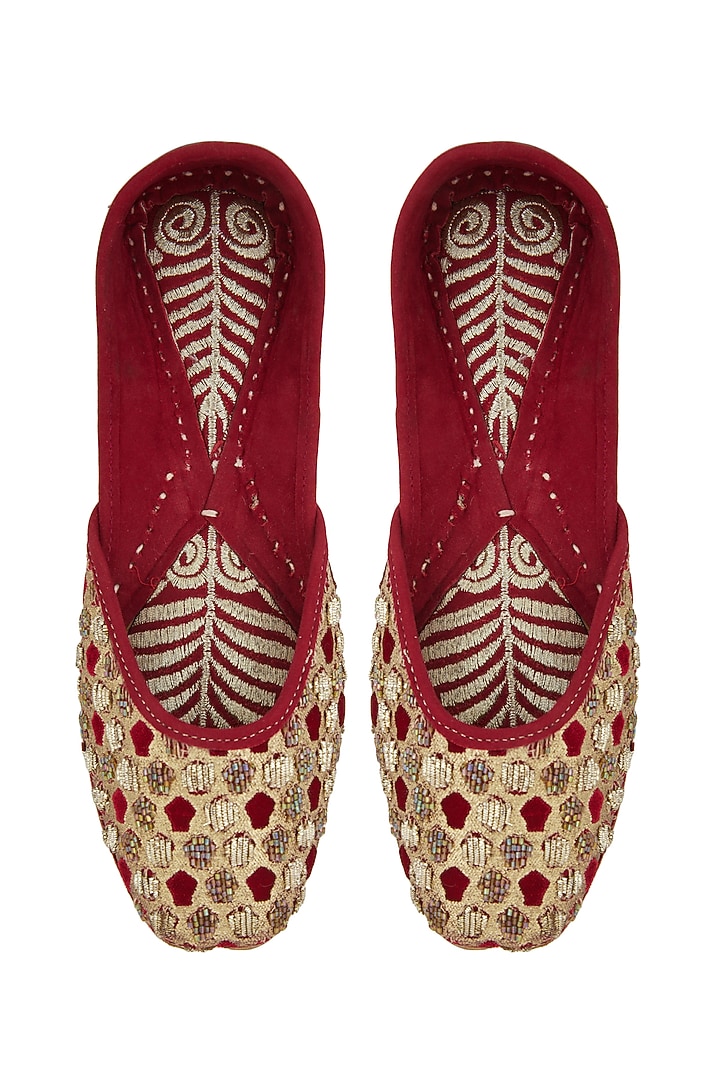 Maroon Embroidered & Printed Juttis by 5 Elements at Pernia's Pop Up Shop