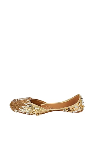 Gold Embroidered Leather Juttis by 5 Elements