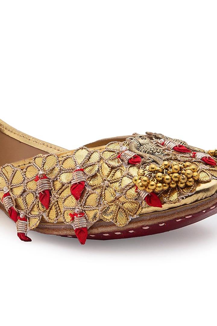 Gold Embroidered Juttis by 5 Elements at Pernia's Pop Up Shop