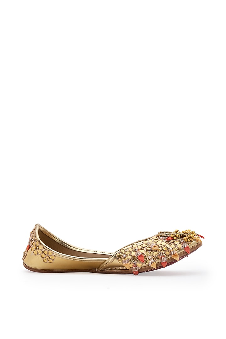 Gold Juttis With Embroidery by 5 Elements at Pernia's Pop Up Shop