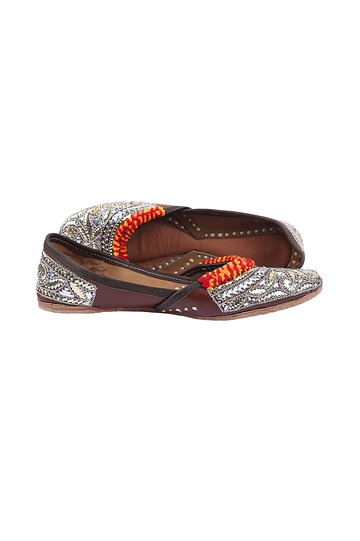 Gold & Silver Mukaish Embroidered Juttis by 5 Elements at Pernia's Pop Up Shop