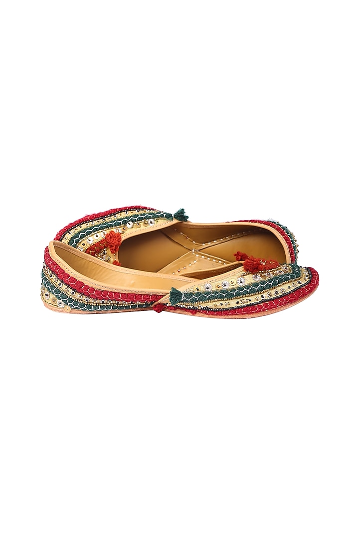 Red & Green Juttis With Cutdana Detailing by 5 Elements at Pernia's Pop Up Shop