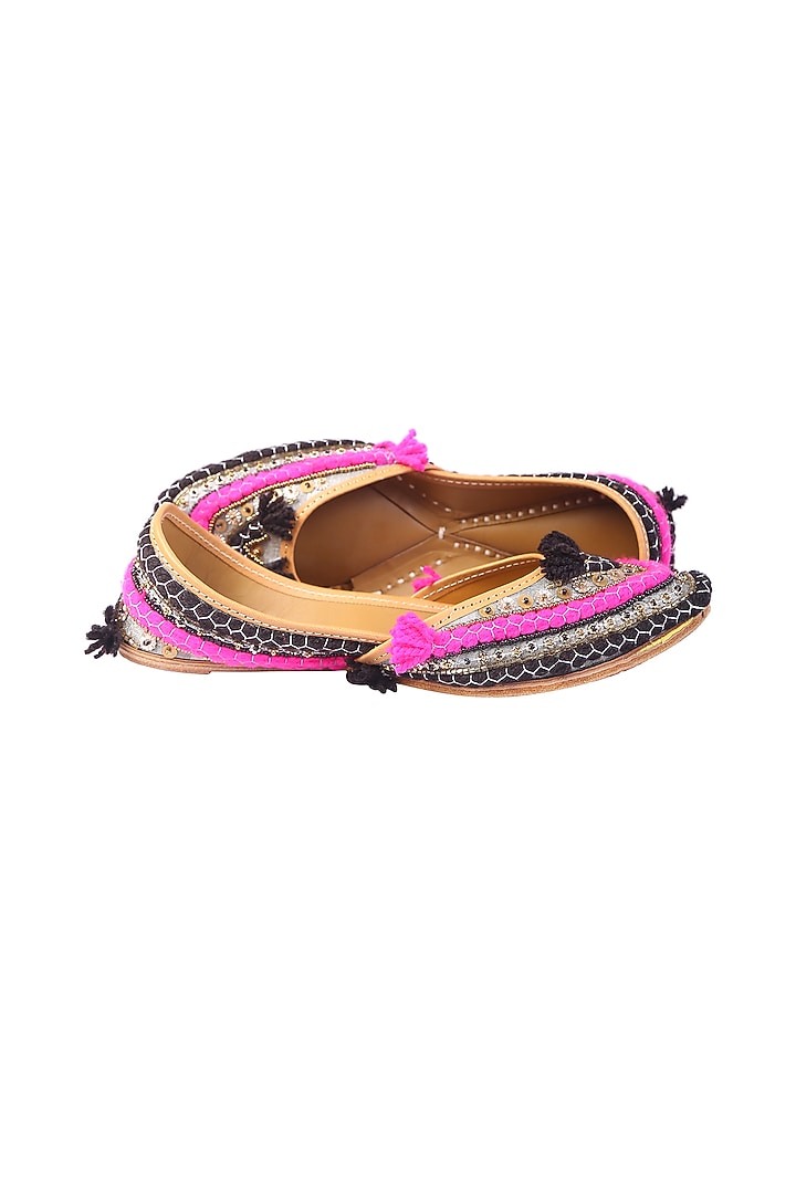 Pink & Black Juttis With Cutdana Detailing by 5 Elements at Pernia's Pop Up Shop