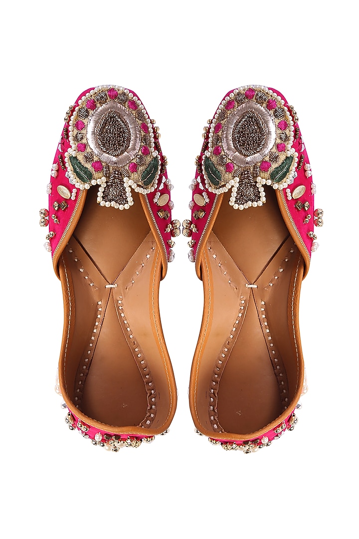 Fuchsia Velvet Juttis by 5 Elements at Pernia's Pop Up Shop