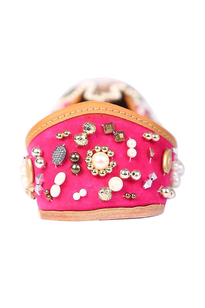 Fuchsia Velvet Juttis by 5 Elements at Pernia's Pop Up Shop