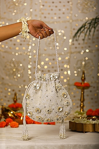 White Brocade Embroidered Potli by 5 Elements